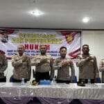 POLRES PEGUNUNGAN ARFAK GELAR SOSIALISASI DAN PENYULUHAN HUKUM KEPADA PERSONEL POLRES PEGUNUNGAN ARFAK GELAR SOSIALISASI DAN PENYULUHAN HUKUM KEPADA PERSONEL