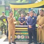 Diresmikan Bupati Iskandar, Layanan Counter Taksi Mulai Beroperasi di Pelabuhan Tanjung Balai Karimun