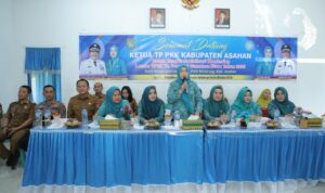 Tim Penggerak PKK Kabupaten Asahan Lakukan Pembinaan UP2K di Desa Bunut Seberang