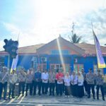 Menjelang HUT RI ke-80, Polsek Daik Lingga Ajak Warga Kibarkan Menjelang HUT RI ke-80, Polsek Daik Lingga Ajak Warga Kibarkan Semangat Lewat Merah Putih