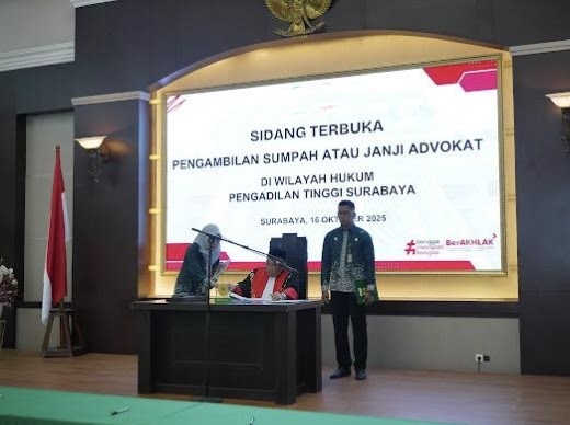 40 Advokat Muda Bersumpah Anti Suap di PT Surabaya, ini 40 Advokat Muda Bersumpah Anti Suap di PT Surabaya, ini Pesan Presiden FAMI