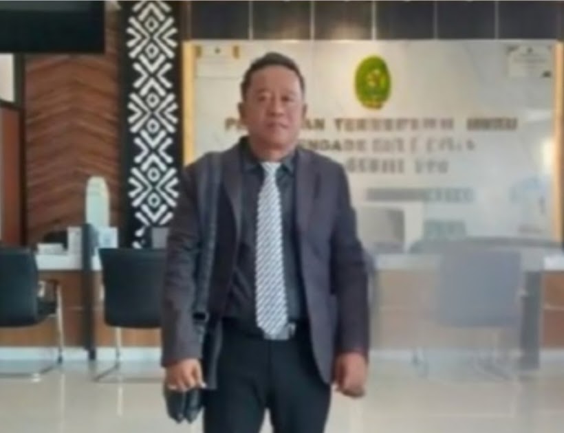 Sorotan Tajam!! Gubernur Papua Barat Daya Nekat Lantik DPRK Sorong Sorotan Tajam!! Gubernur Papua Barat Daya Nekat Lantik DPRK Sorong Selatan, Kuasa Hukum Siap Laporkan ke Kemendagri