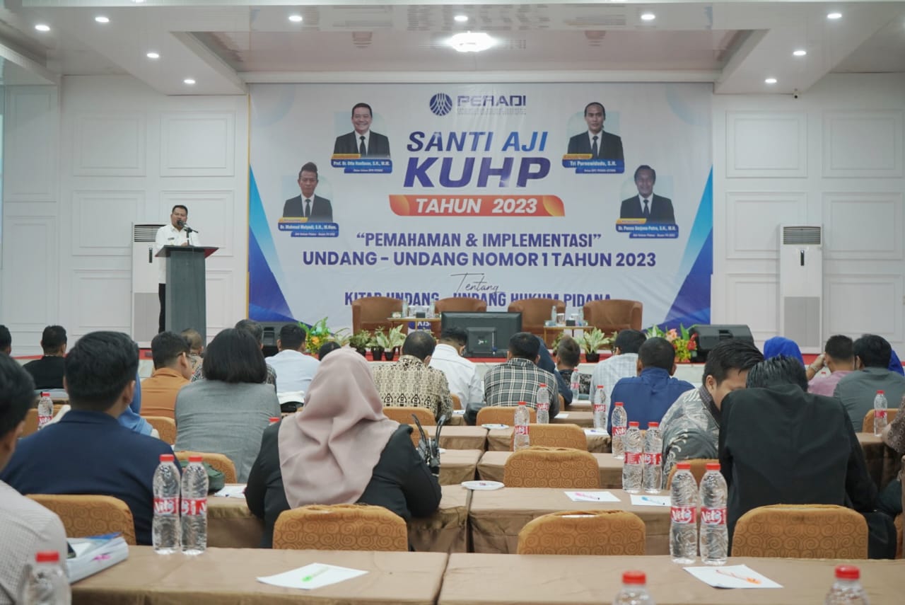 Wabup Asahan Hadiri Kegiatan Santi Aji KUHP 2023 DPC Peradi Astara