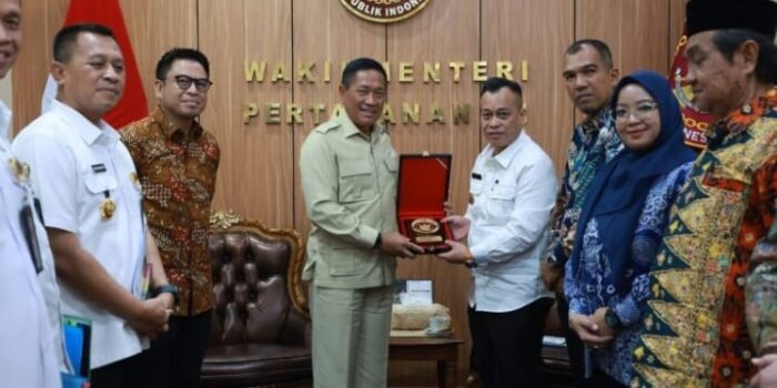 Menjaga Pertahanan, Menggerakkan Ekonomi: Ikhtiar Lingga Mengharmonikan PSN dan Lahan Latihan TNI