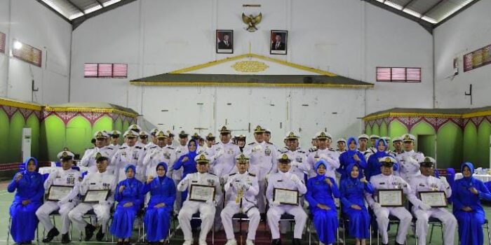 Setia Sampai Akhir: Jejak Pengabdian Prajurit Lanal Tarempa Purna Tugas