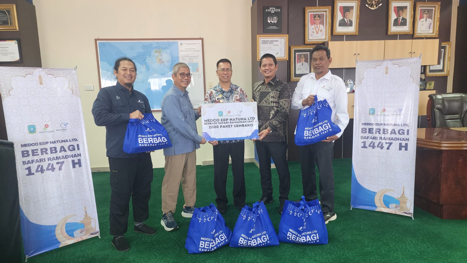 Medco E&P Natuna Salurkan 2.000 Paket Sembako dalam Safari Ramadan Medco E&P Natuna Salurkan 2.000 Paket Sembako dalam Safari Ramadan 1447 H di Anambas