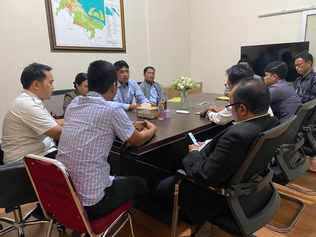 Bahas Sertipikasi Aset Rumah Ibadah, Perwakilan Kantah Batu Bara Terima Bahas Sertipikasi Aset Rumah Ibadah, Perwakilan Kantah Batu Bara Terima Audiensi Pengurus HKBP Desa Gajah