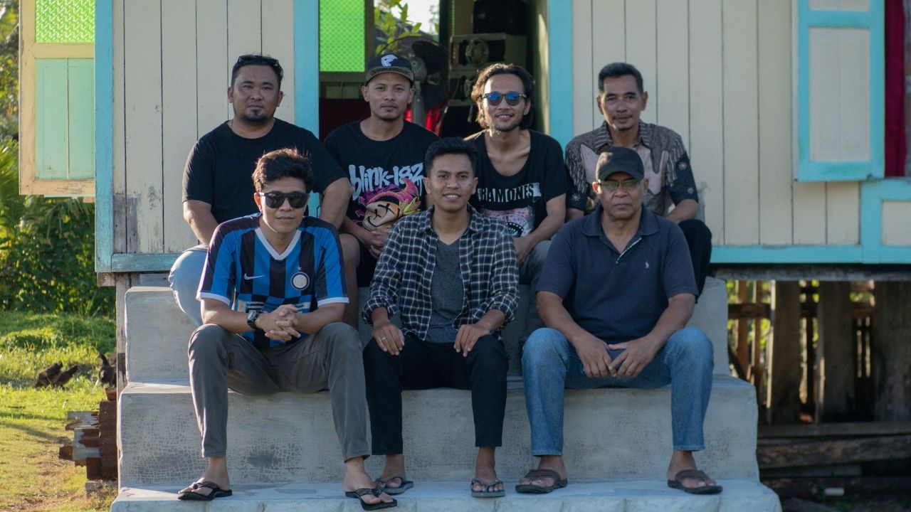 Dari Balik Kamera ke Layar Cerita, Ketika Wartawan Menjadi Pemeran Dari Balik Kamera ke Layar Cerita, Ketika Wartawan Menjadi Pemeran Film Penuh Makna