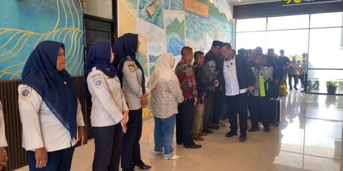 Langkah Pemimpin di Ujung Negeri, Harapan Baru Warga Jemaja